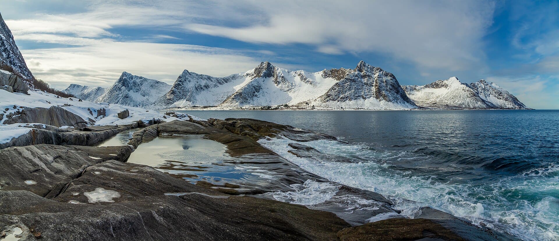 Snow-covered coast at Tungeneset and Steinfjorden on Senja in April